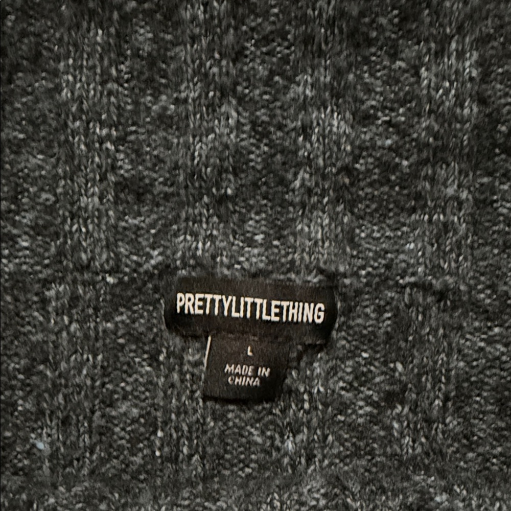 PrettyLittleThing Sweater!! - Picture 2 of 2